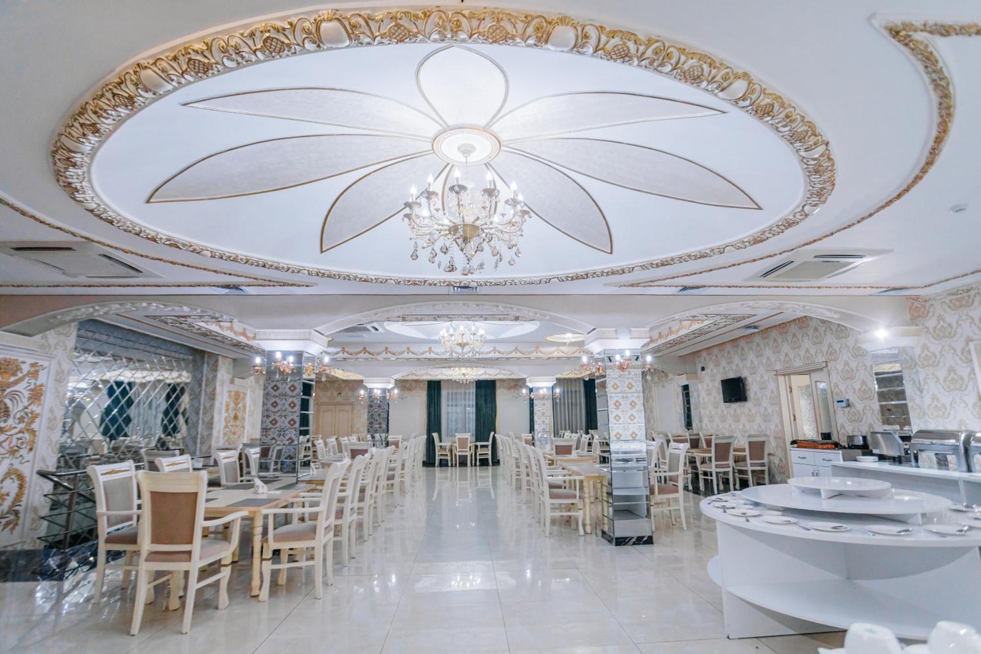 Grand Hotel Sogdiana Samarcanda Exterior foto